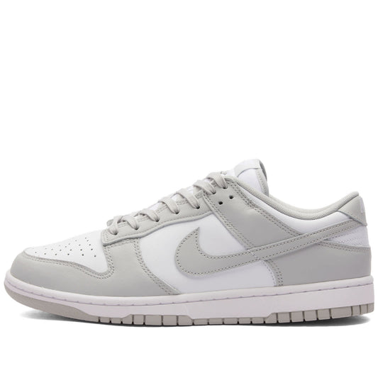 Dunk Low Retro Sneaker