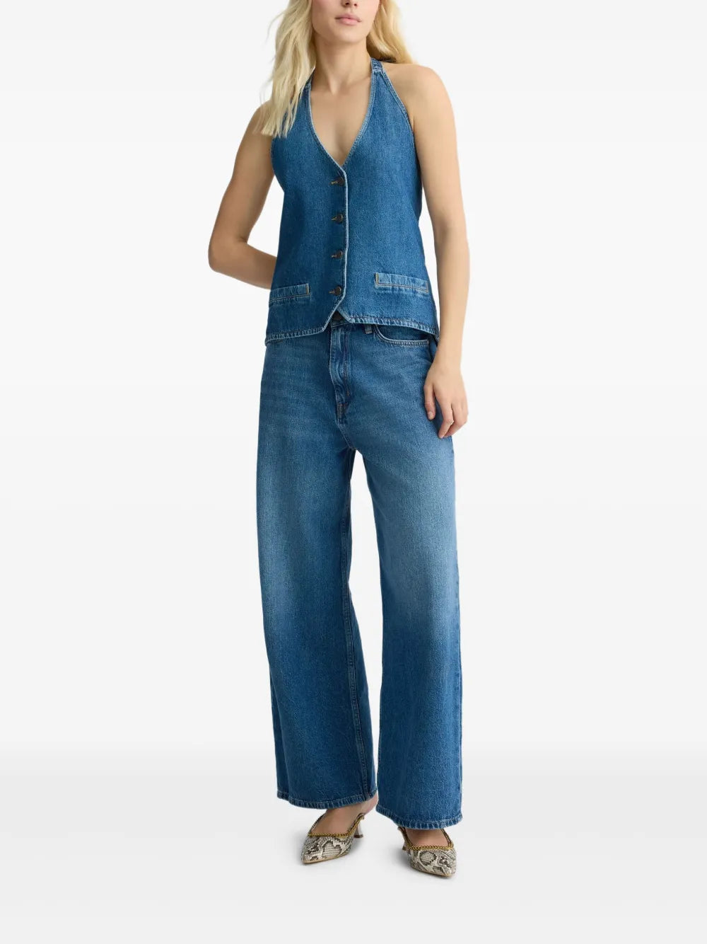 Low-Rise Baggy Jeans