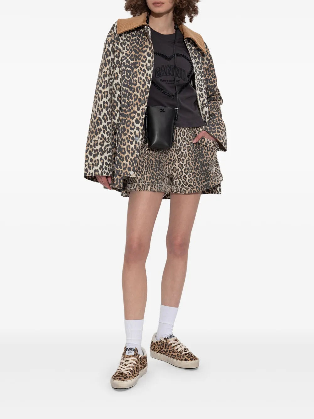 Pouch Pocket Shorts