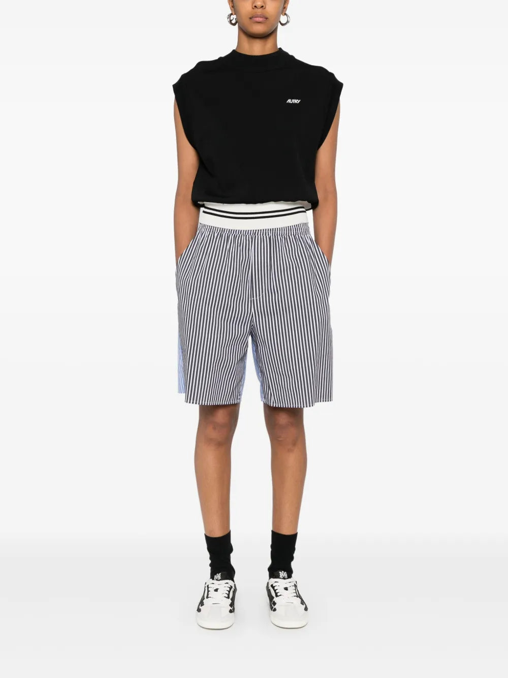 Crew-Neck Vest
