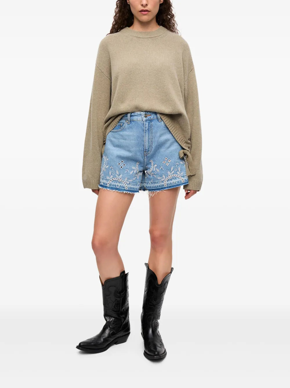 Broderie Shorts