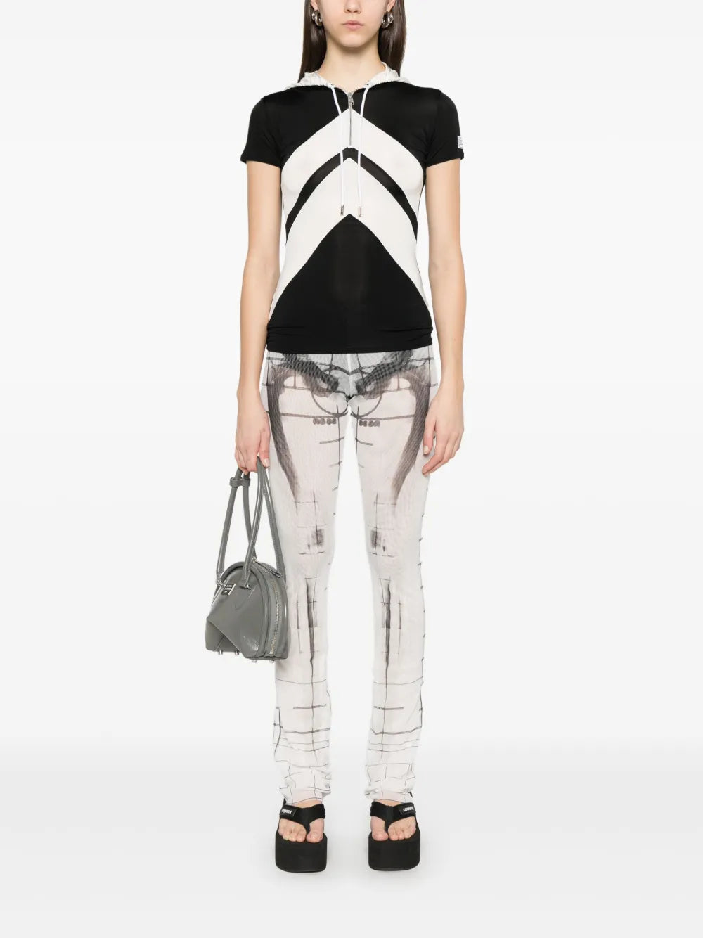Chevron-Patterned Hooded T-Shirt