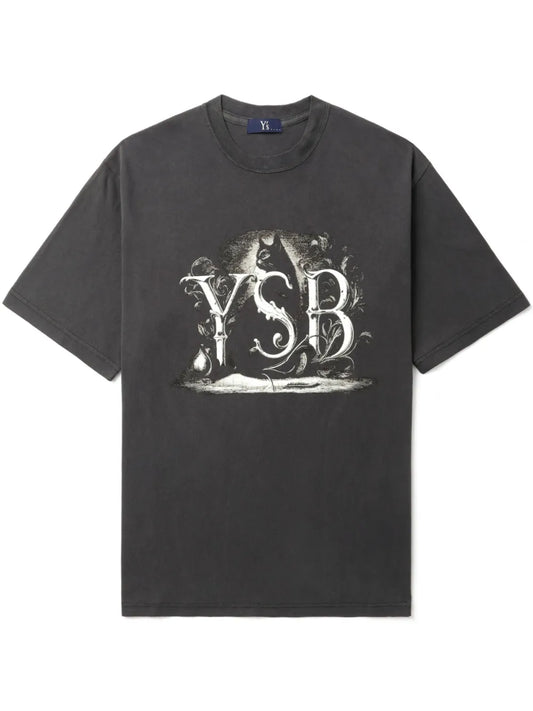 Graphic-Print T-Shirt