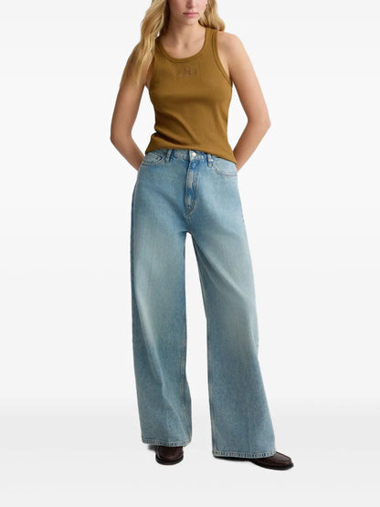 Wide-Leg Jeans
