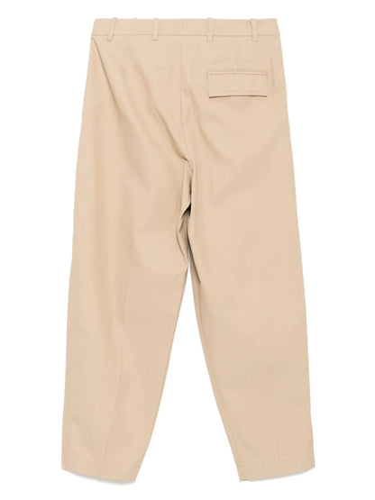 Single-Pleated Tapered Trousers