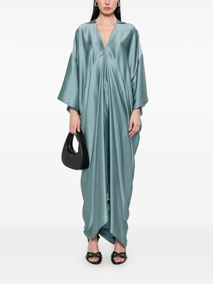 Tommykite Gown