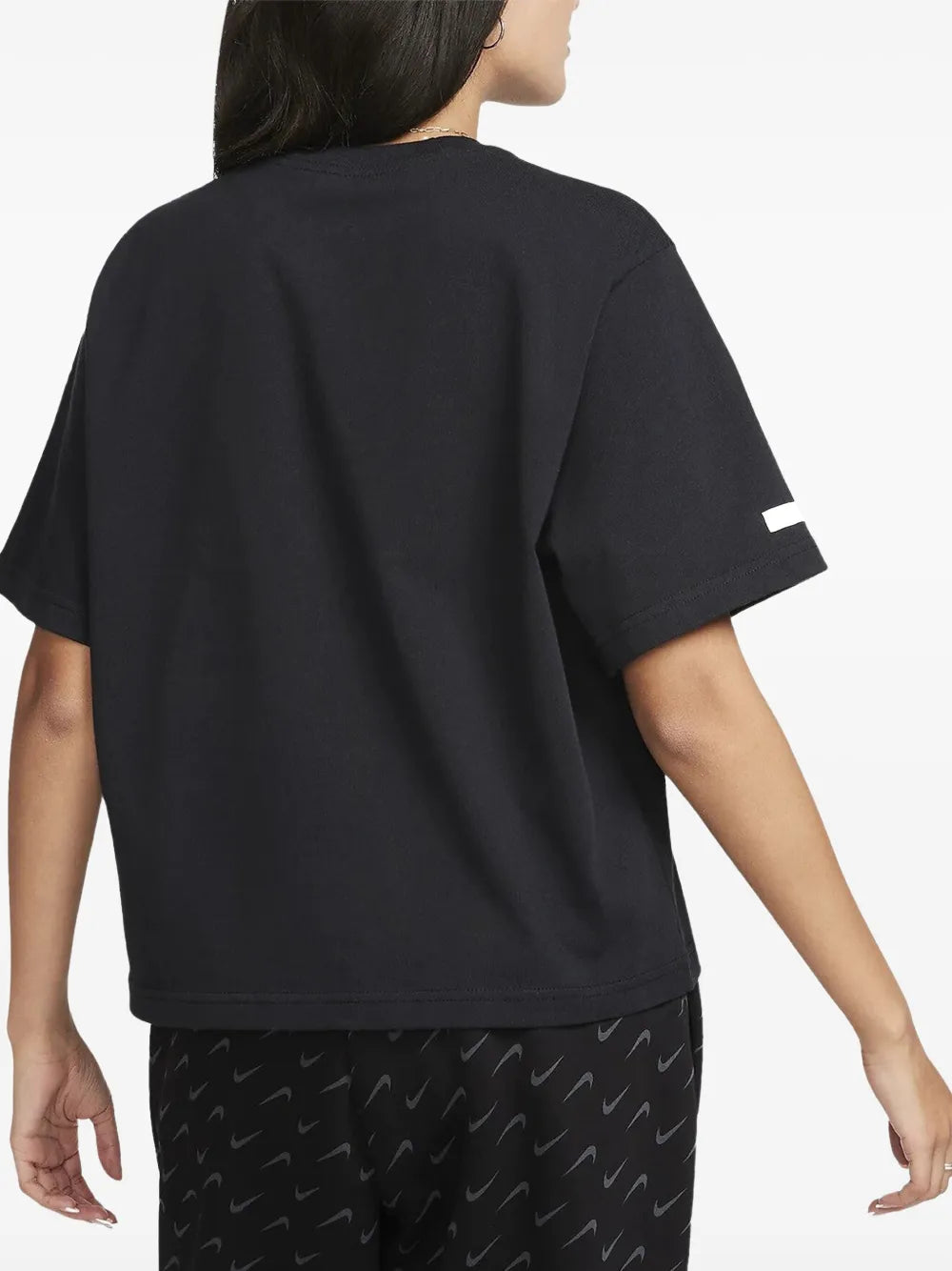 Sportswear Classic "Black" T-Shirt