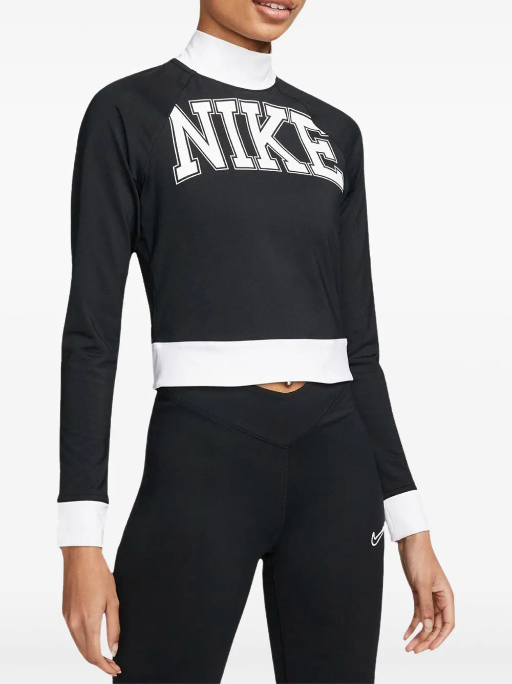 Sportswear Team "Black/White" Top