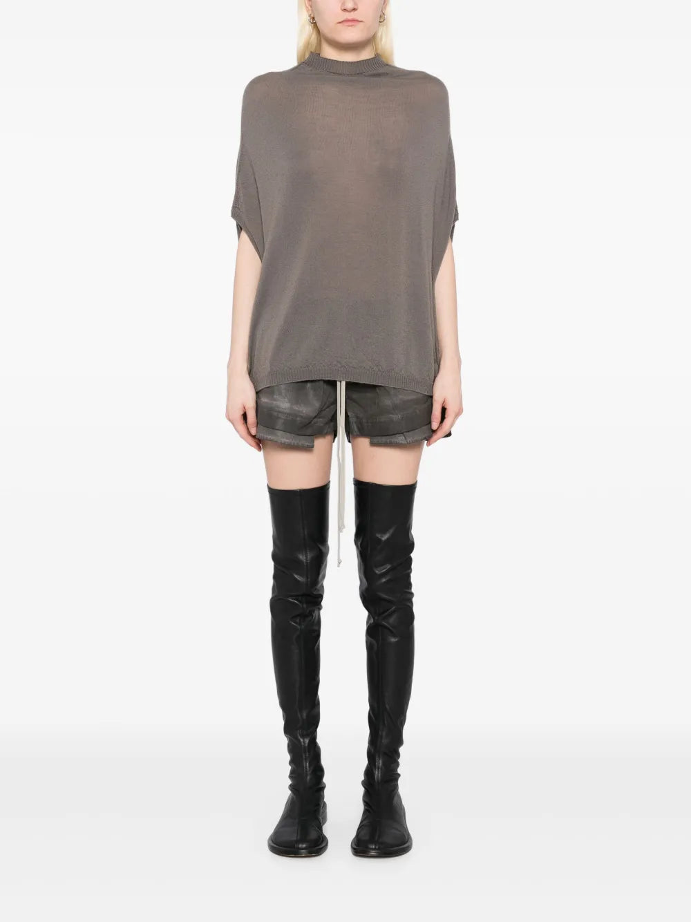 Round Neck Sleeveless Vest