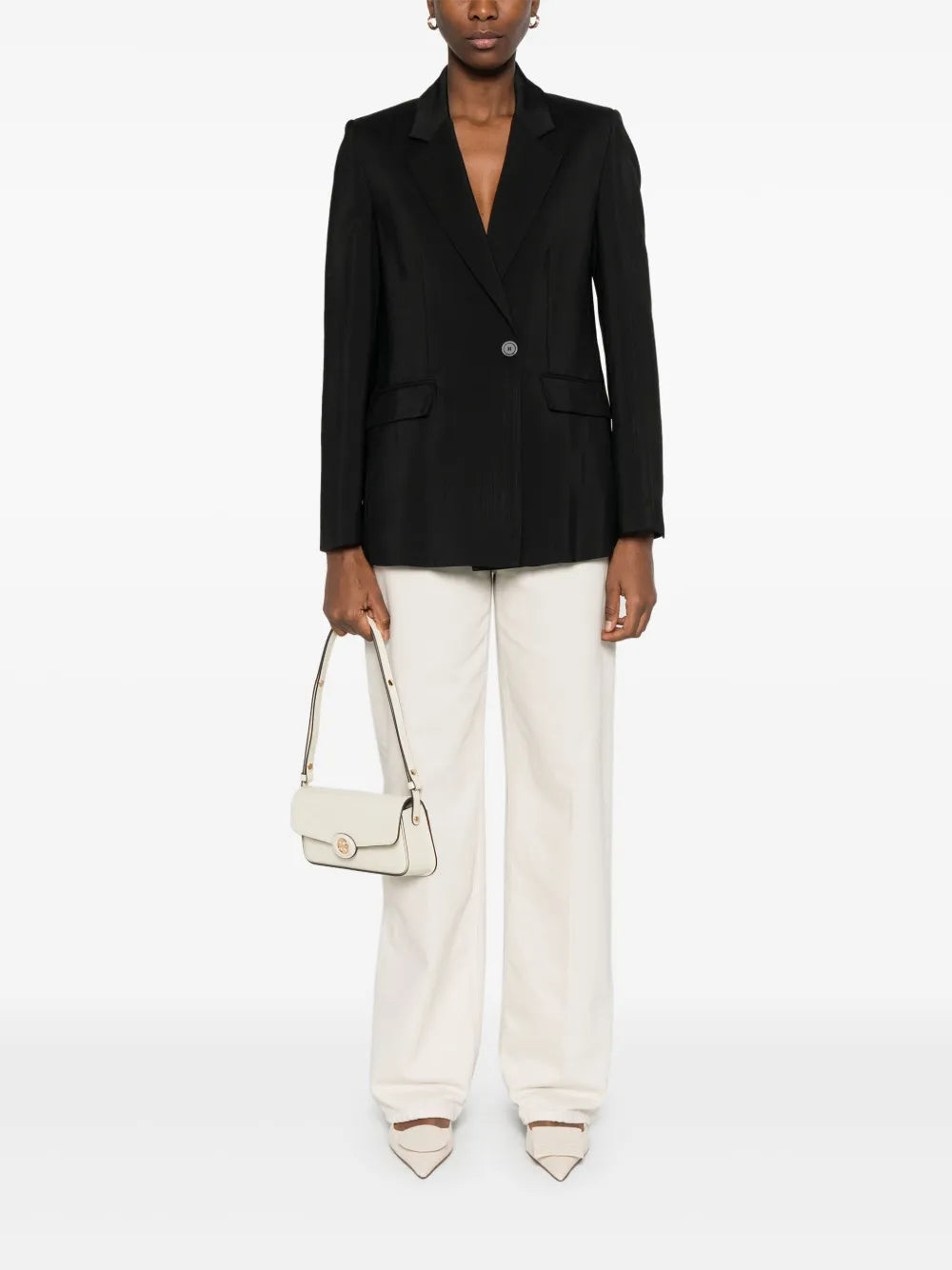 Tahila Blazer