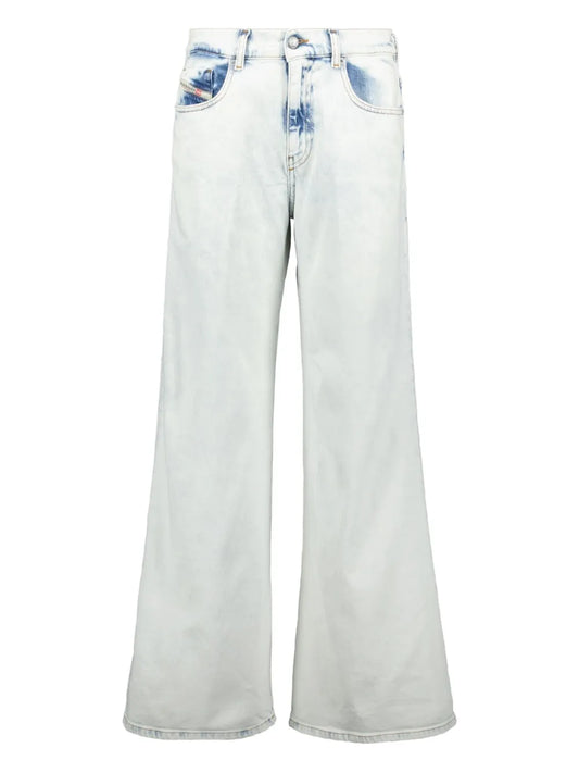 Straight-Leg Jeans