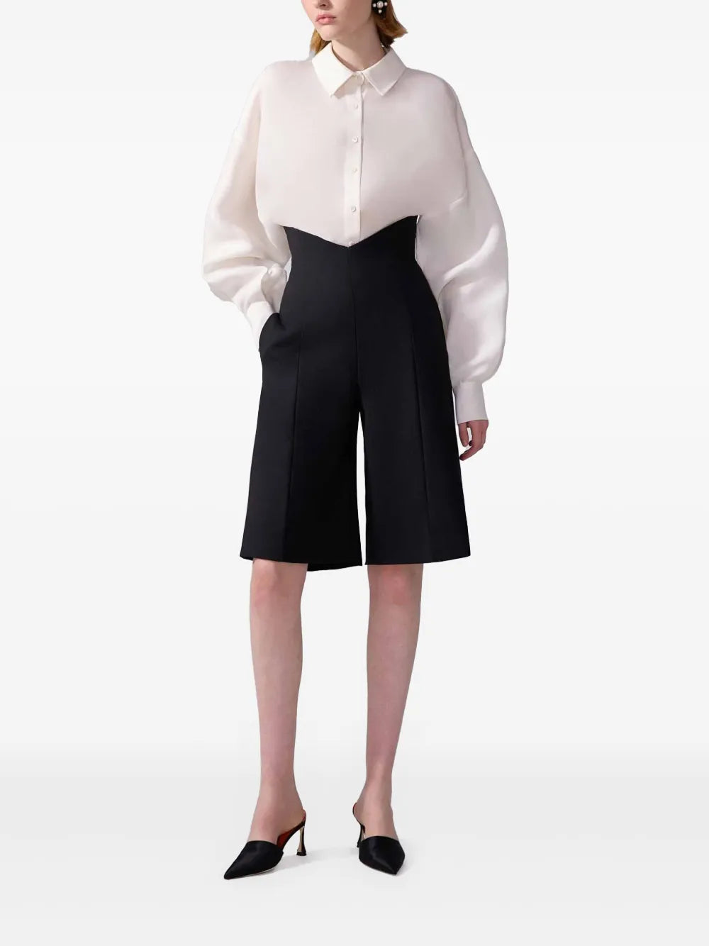 V-Waist Shorts