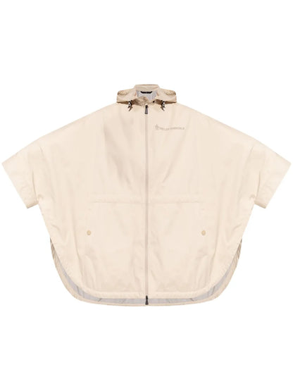Day-Namic Cape