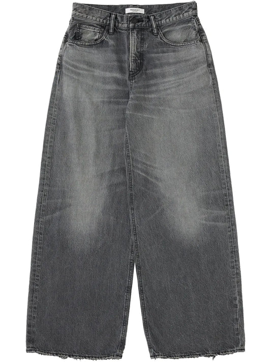 Wide-Leg Jeans
