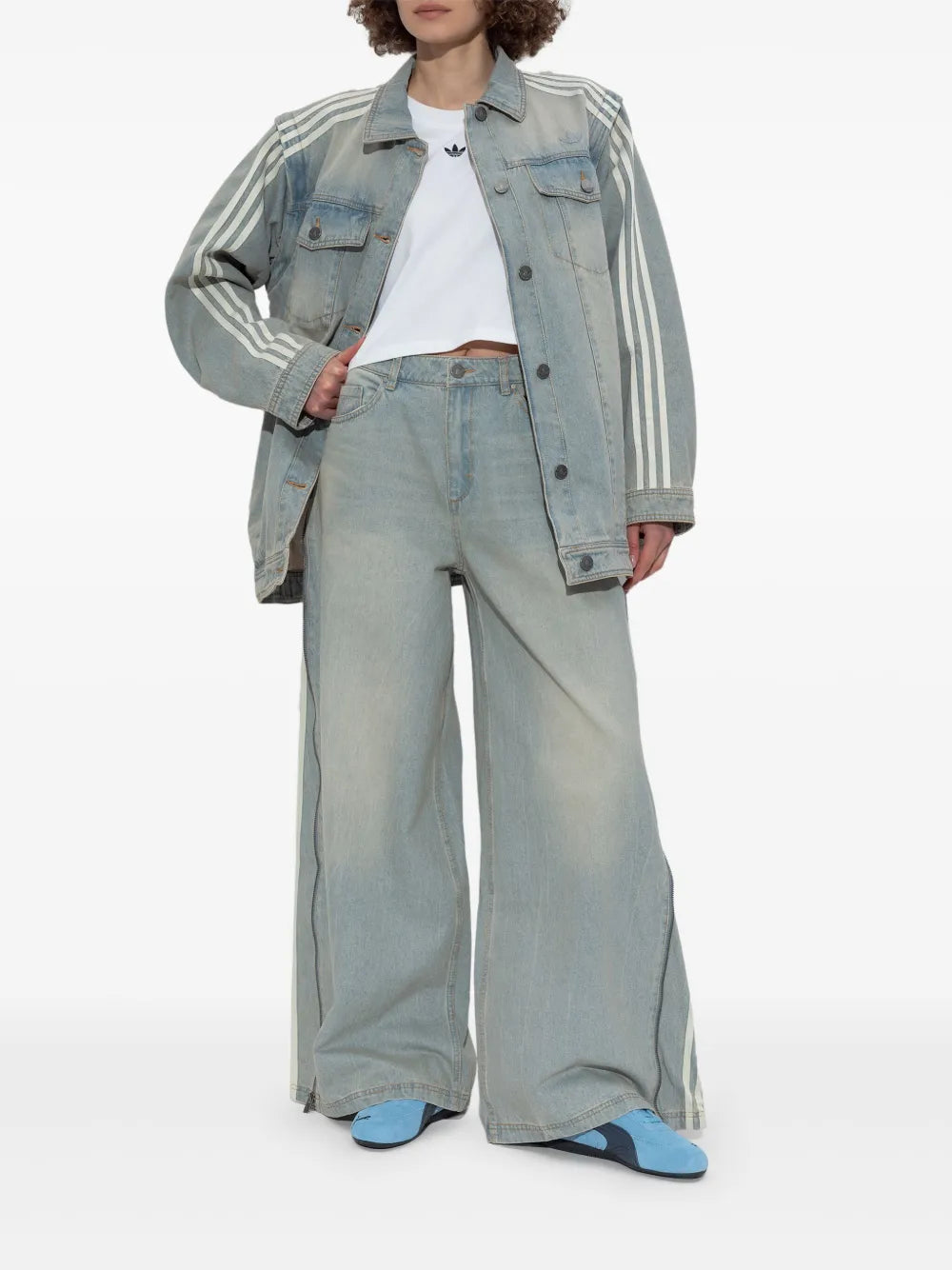 Zip-Detail Wide-Leg Jeans