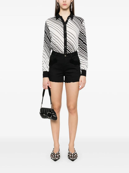 Crochet-Flowers Shorts