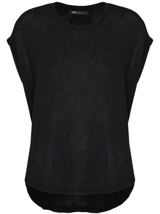Curved-Hem Short-Sleeved T-Shirt