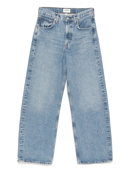 Low Curve Jeans
