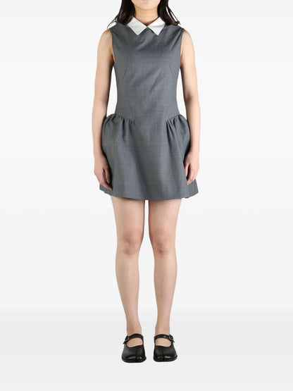 Contrasting-Collar Sleeveless Dress