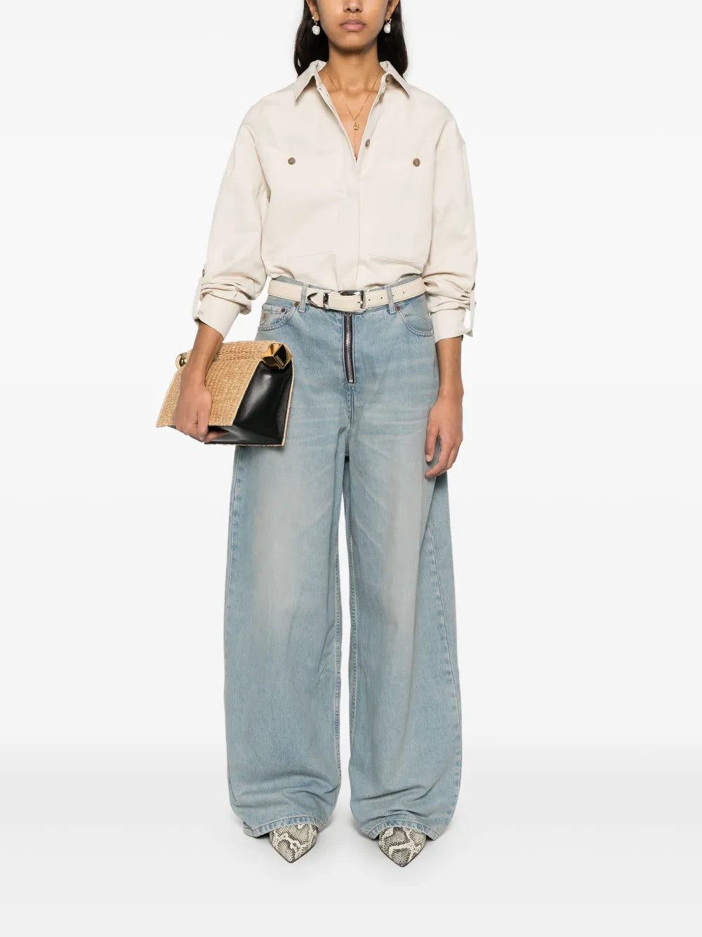 Akira Jeans
