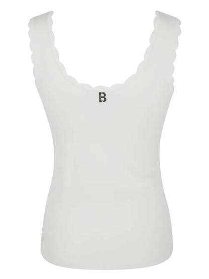 Scallop-Edge Top