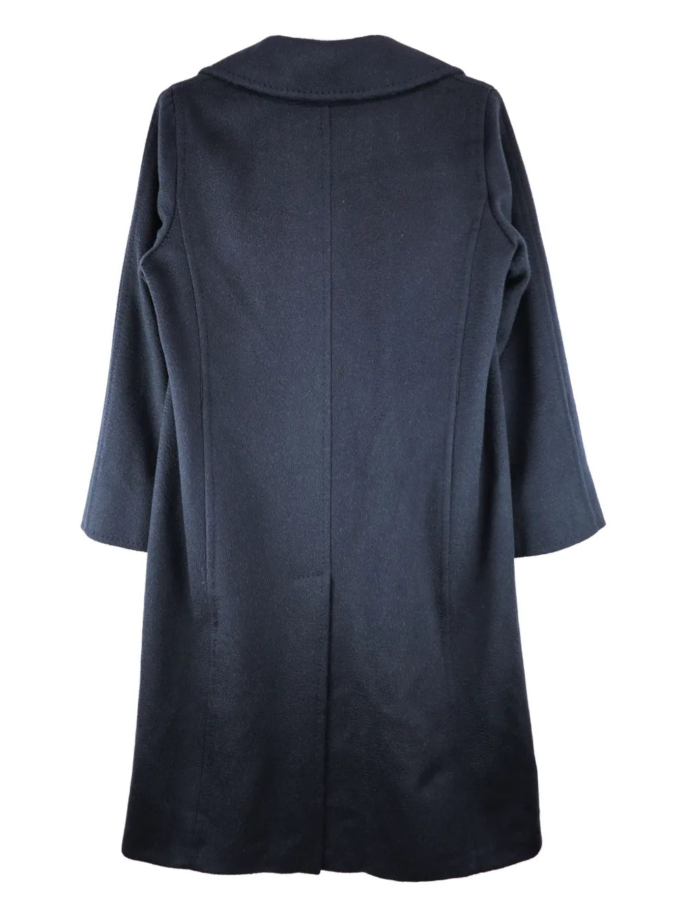 3Manuel Coat