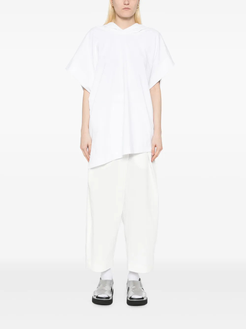 Sleeveless Hooded Top