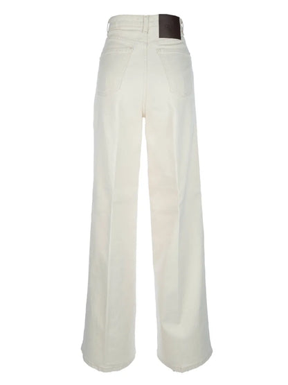 High-Waisted Jeans