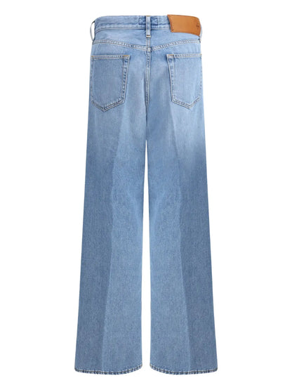 Wide-Leg Jeans
