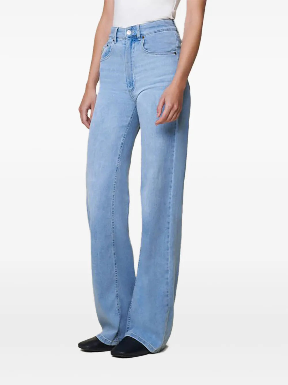 Straight-Leg Jeans