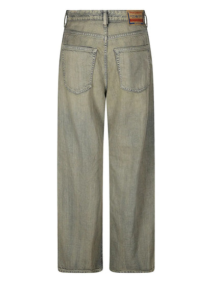 Whiskering-Effect Jeans