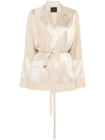 Amelia Blazer