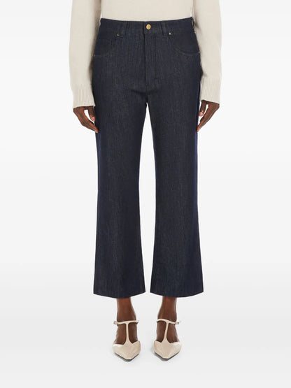Button-Fastening Jeans