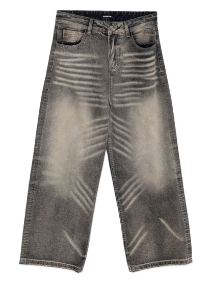 Whiskering-Effect Jeans