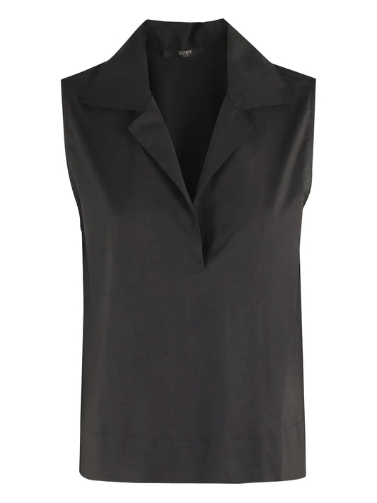 Wingtip-Collar Sleeveless Blouse