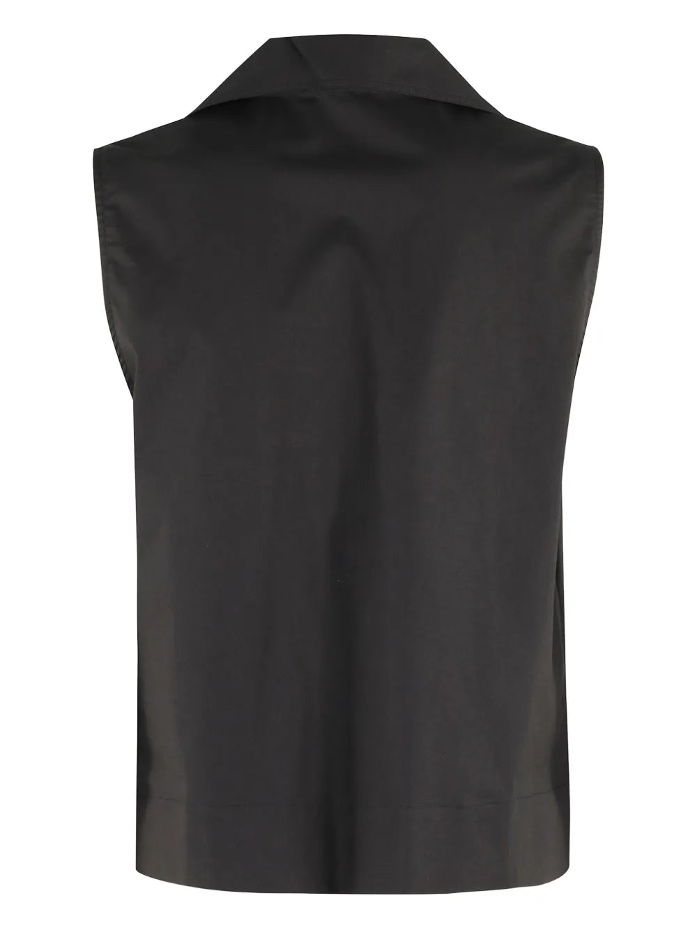 Wingtip-Collar Sleeveless Blouse