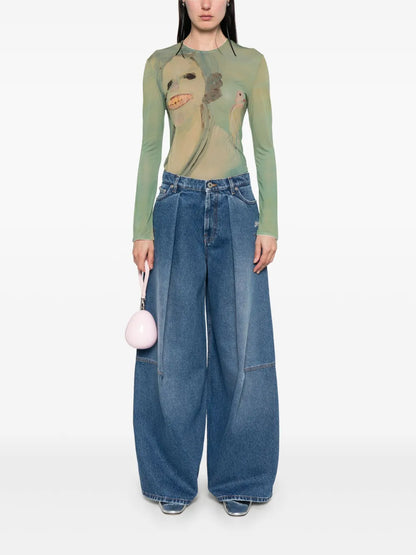 Lady With A Bird Top
