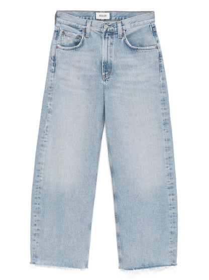 Low Curve Fray Jeans