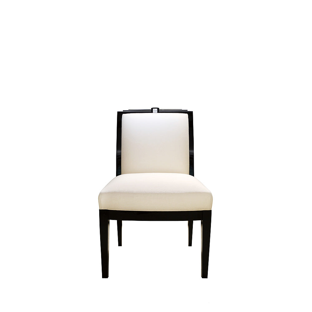 Masque De Femme Classic Chair