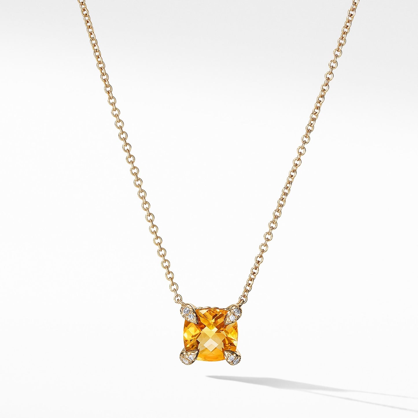 Chatelaine® Pendant in Yellow Gold with Citrine and Diamonds, 7mm