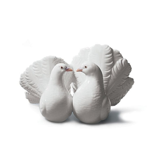 Couple Of Doves Figurine