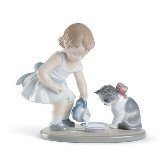 Kitty's Breakfast Time Figurine