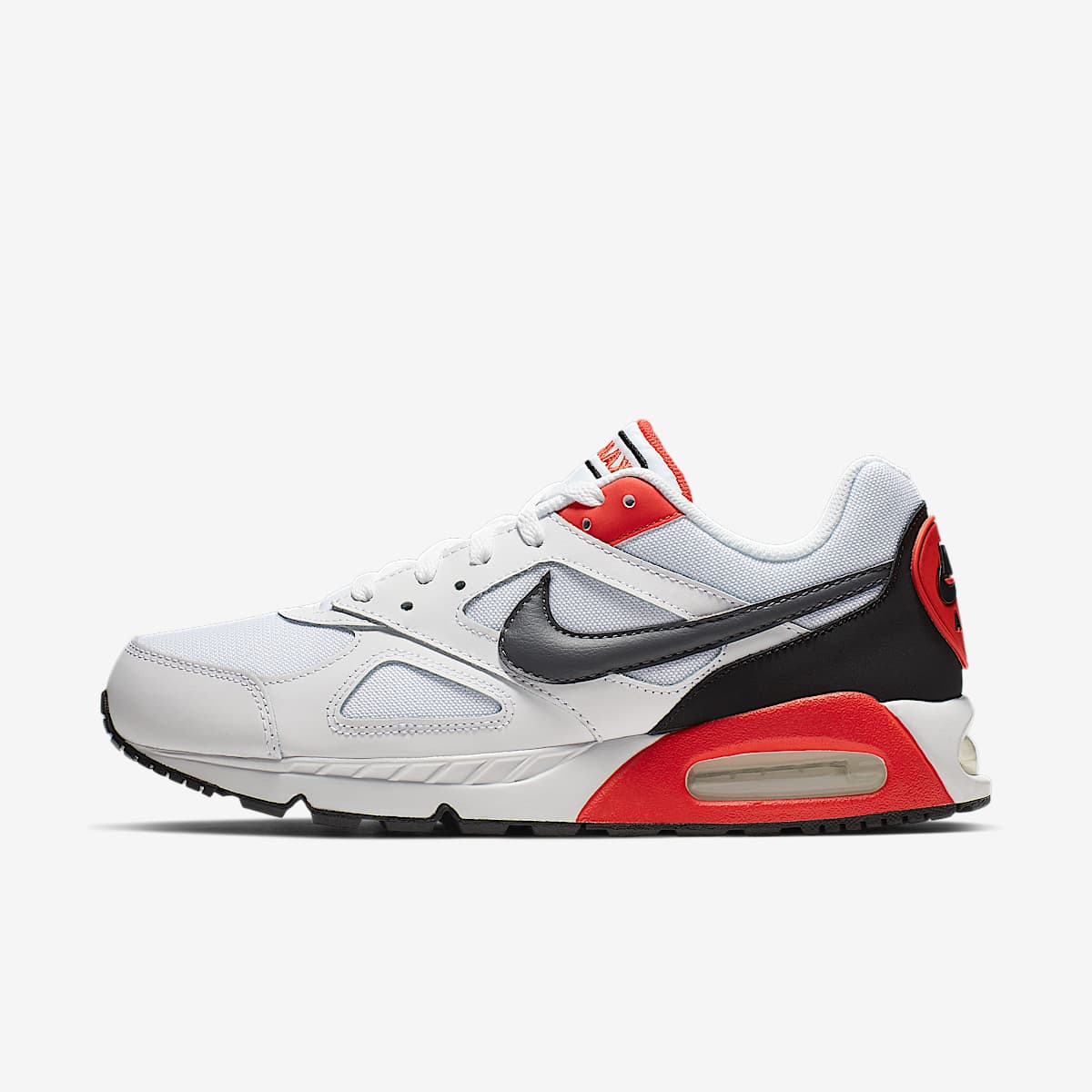 Air Max IVO