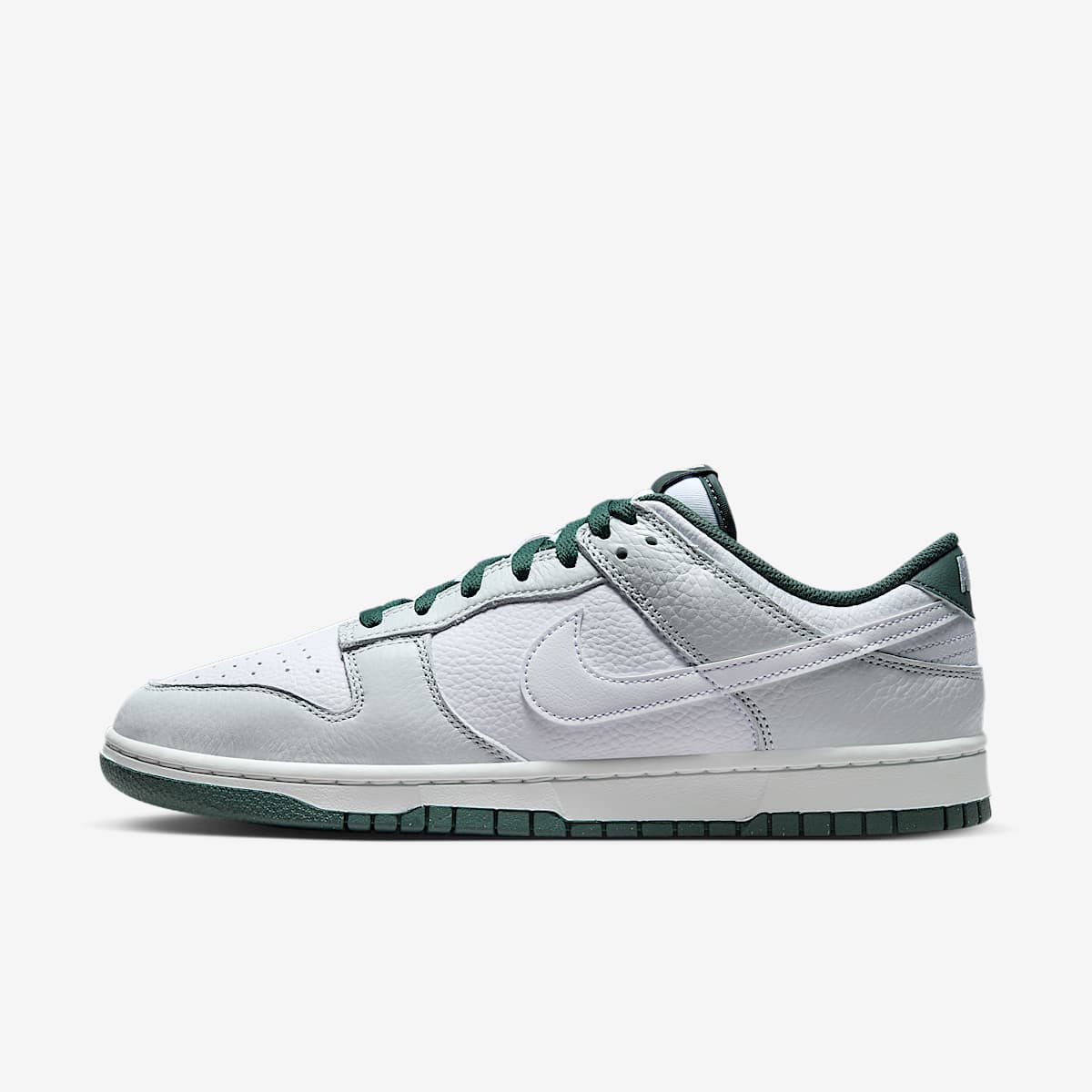 Dunk Low Retro SE