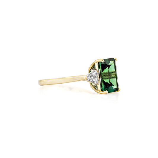 Lab-Grown Emerald Classic Ring