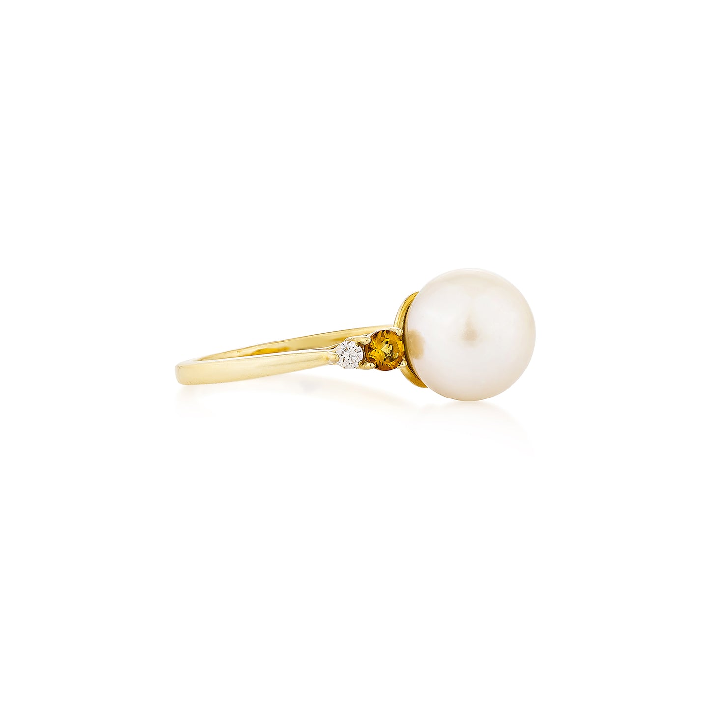 White Pearl Classic Ring