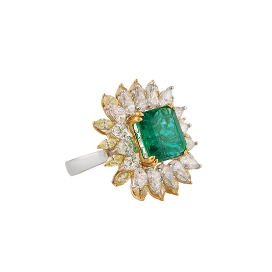 Emerald Regalia Ring