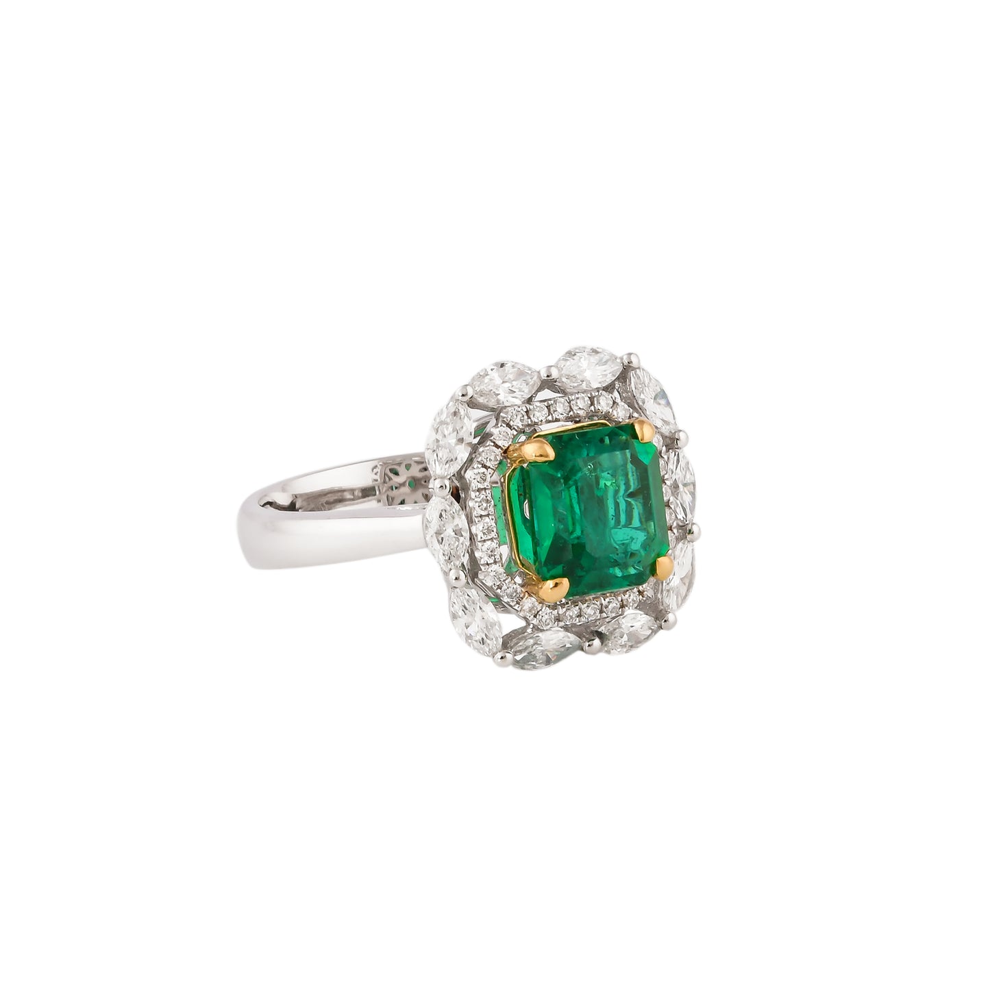 Emerald Regalia Ring