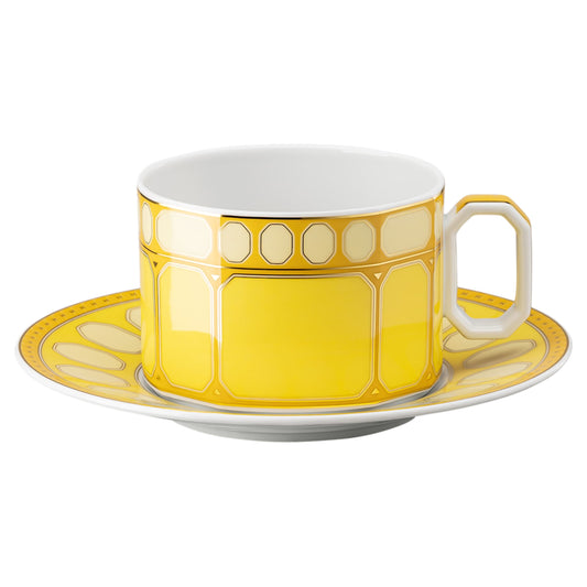 Signum Teacup With Saucer